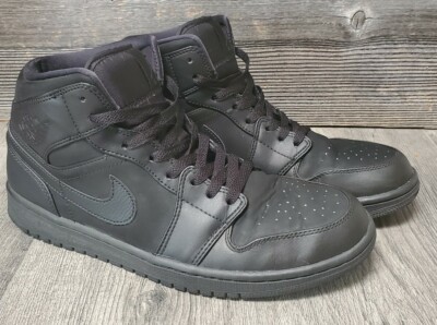 aj 1 mid triple black